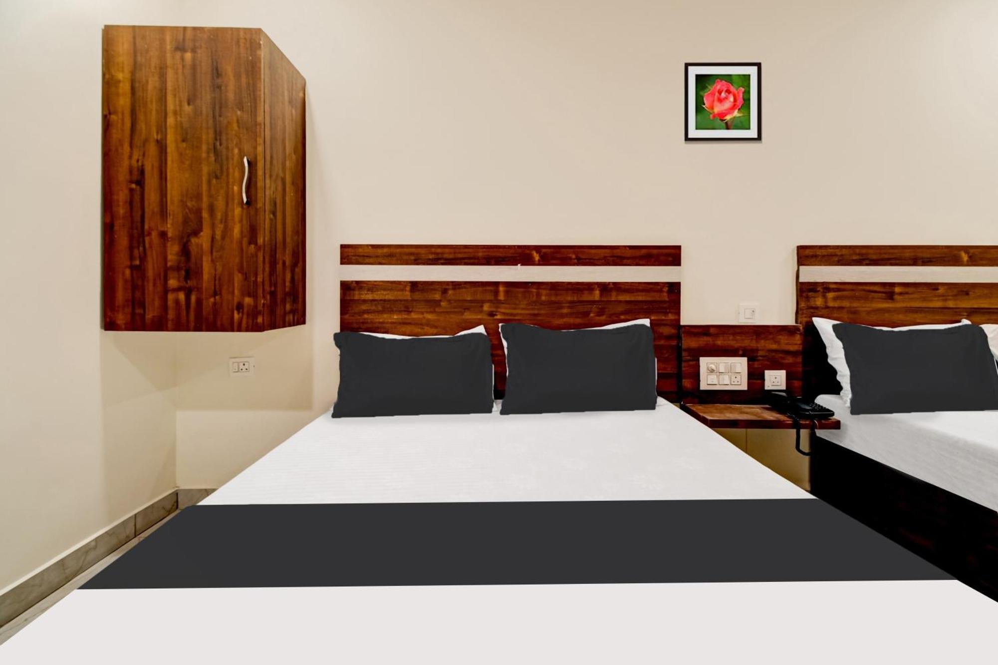 Hotel O Leela Elite วิเจยาวารา ภายนอก รูปภาพ
